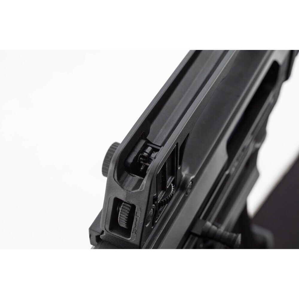 Fusil semi auto AKSA ARMS CF1200 Cal. 12/76