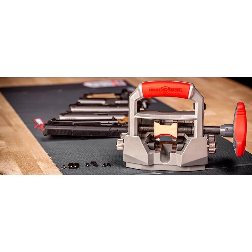 Presse pour démontage hausse et guidon pistolet REAL AVID Presse