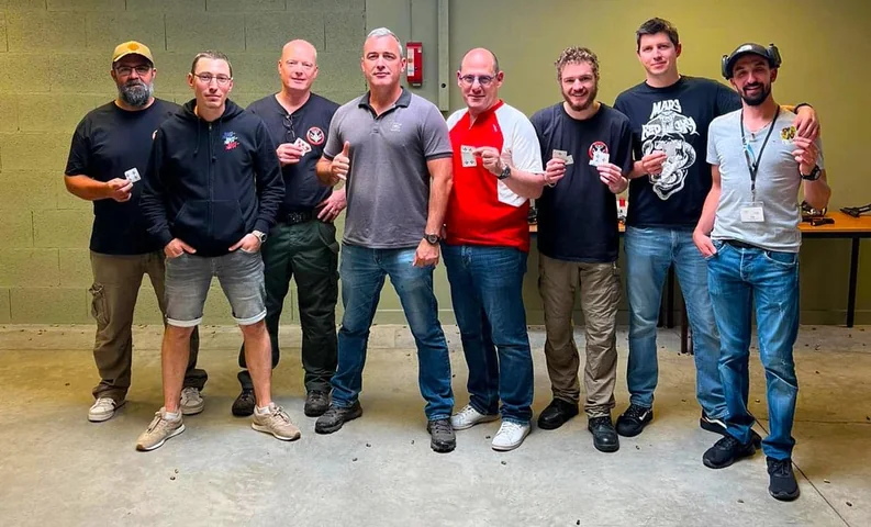 Stagiaires réunis en fin de session de formation au tir sportif TAP RACK